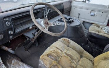 Ford-econoline-1973-white-9