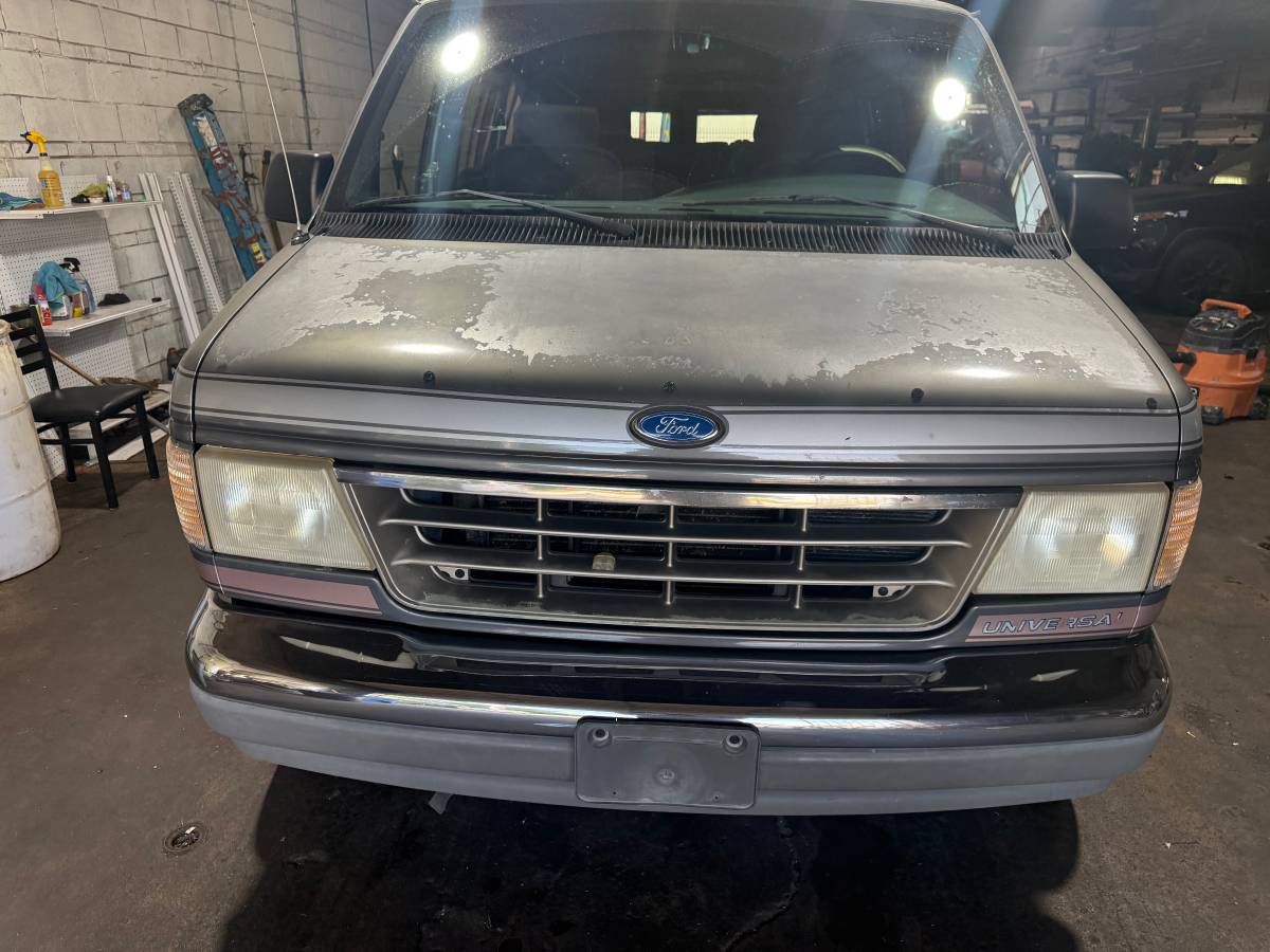 Ford-econoline-1994-1