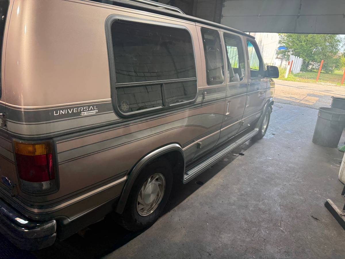 Ford-econoline-1994-3