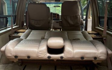 Ford-econoline-conversion-van-1995-green-1