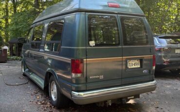 Ford-econoline-conversion-van-1995-green-7