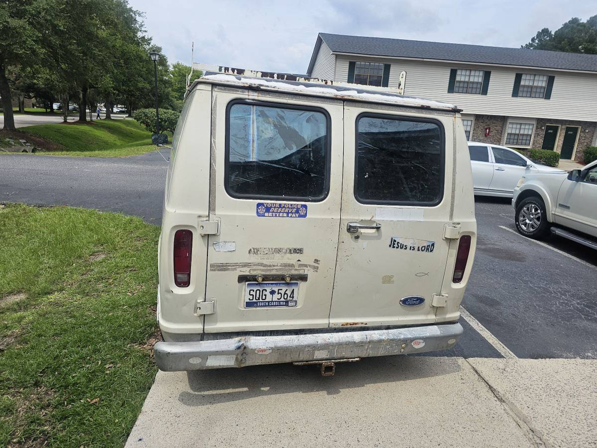 Ford-econoline-e150-cargo-van-1990-white-1