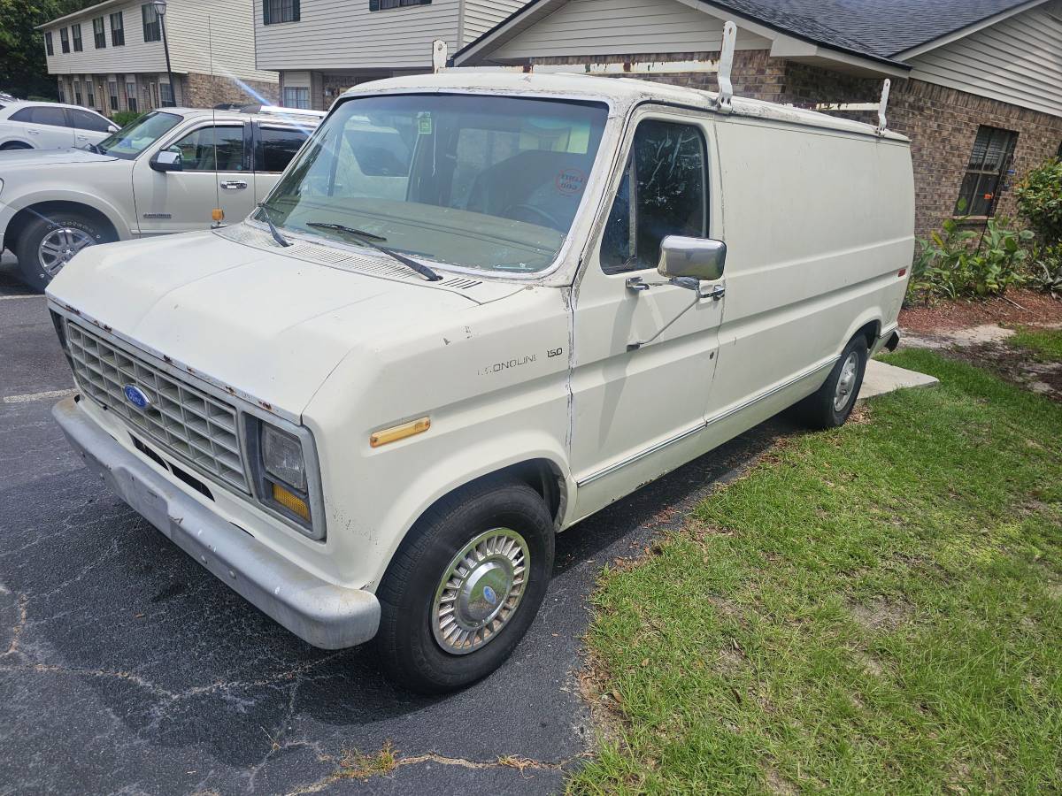 Ford-econoline-e150-cargo-van-1990-white-3