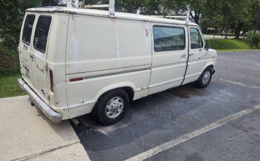 Ford-econoline-e150-cargo-van-1990-white-4