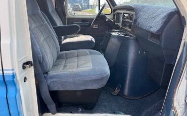Ford-econoline-e350-1991-6