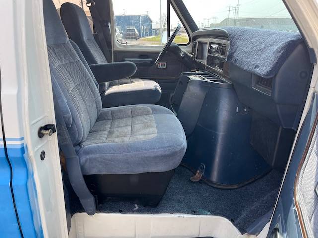 Ford-econoline-e350-1991-6