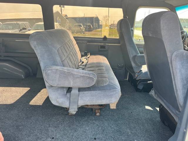 Ford-econoline-e350-1991-7