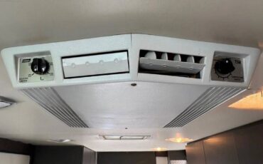 Ford-econoline-e450-cutaway-1986-14