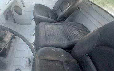 Ford-econoline-truck-1963-white-5