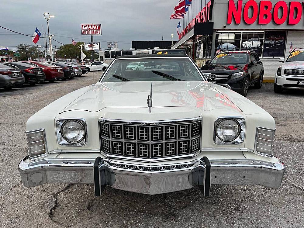 Ford-elite-1975-white-1