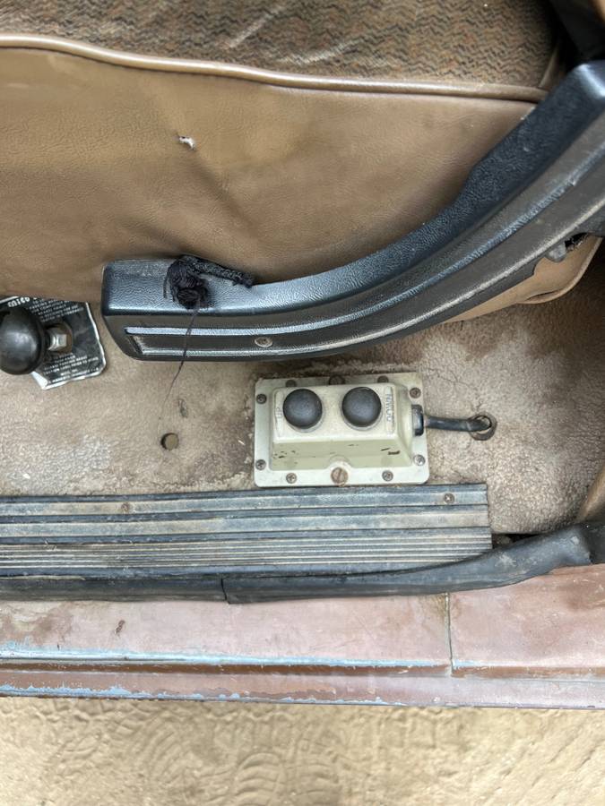 Ford-escape-diesel-1990-brown-12