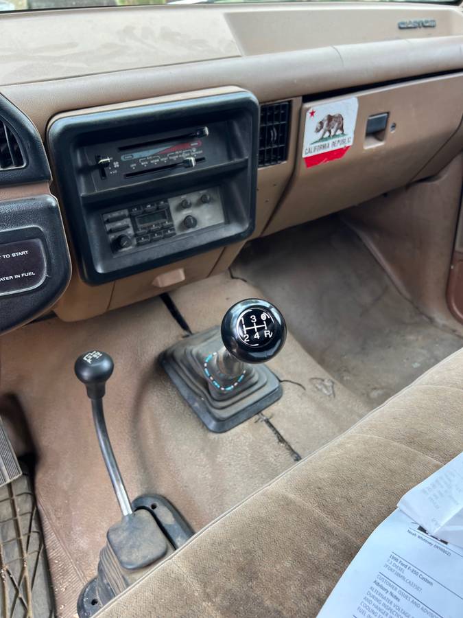 Ford-escape-diesel-1990-brown-8