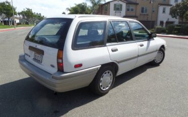 Ford-escort-lx-wagon-1991-white-4