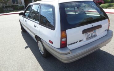 Ford-escort-lx-wagon-1991-white-5