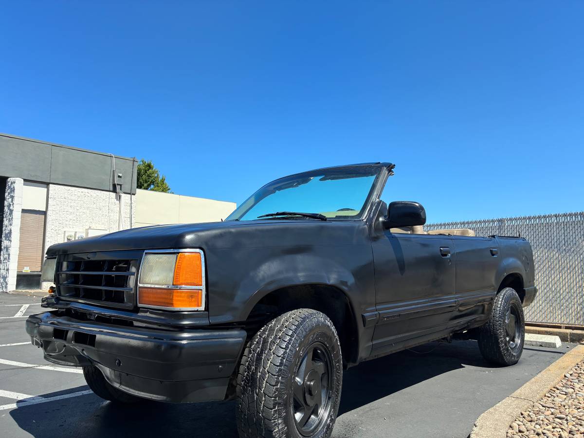 Ford-explorer-eddie-bauer-1991-black-1