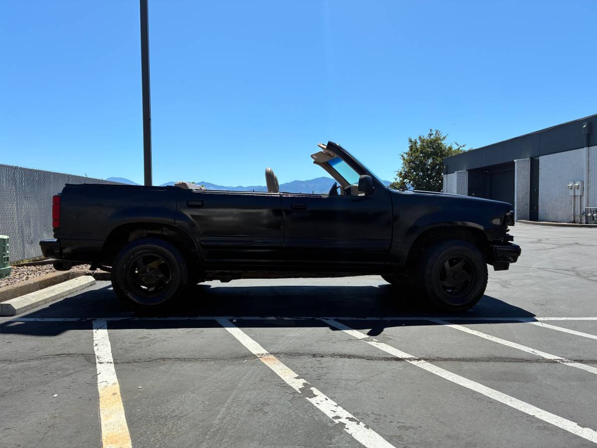 Ford-explorer-eddie-bauer-1991-black-4