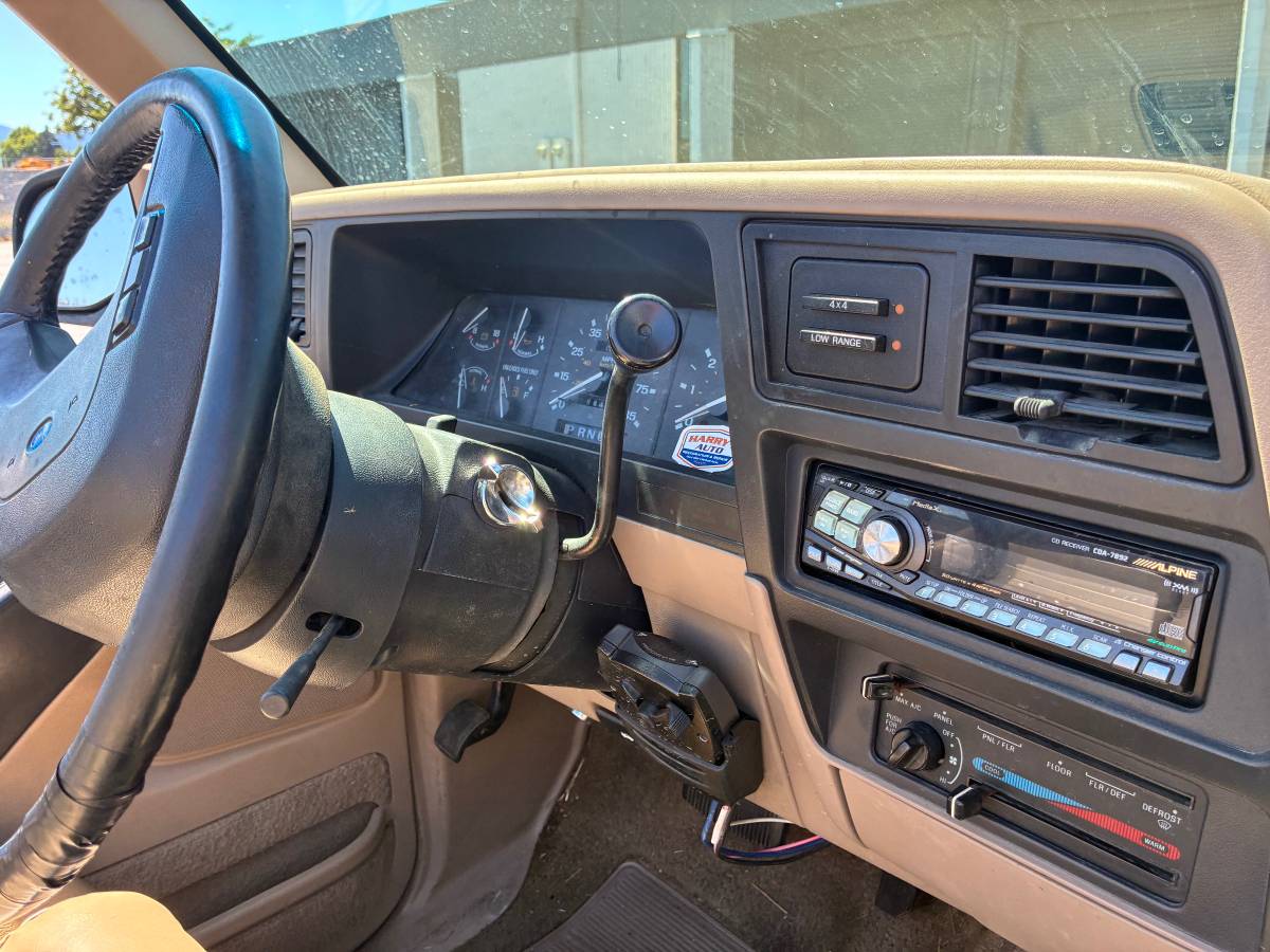 Ford-explorer-eddie-bauer-1991-black-7