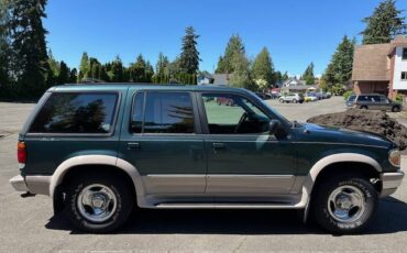 Ford-explorer-eddie-bauer-4x4-1995-green
