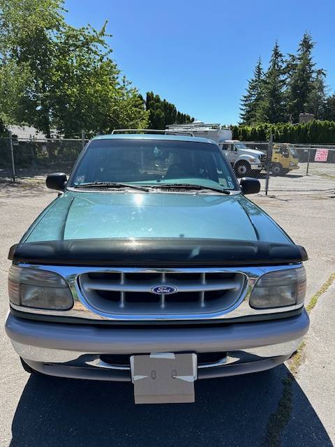 Ford-explorer-eddie-bauer-4x4-1995-green-5
