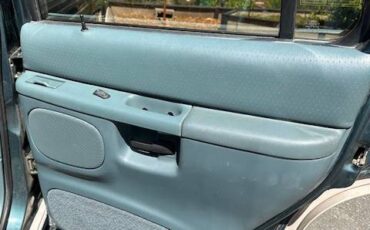 Ford-explorer-eddie-bauer-4x4-1995-green-6