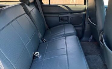 Ford-explorer-eddie-bauer-4x4-1995-green-9