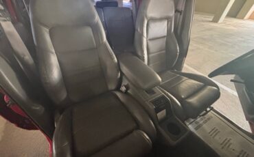 Ford-explorer-xlt-4x4-one-owner-70k-miles-1981-red-2