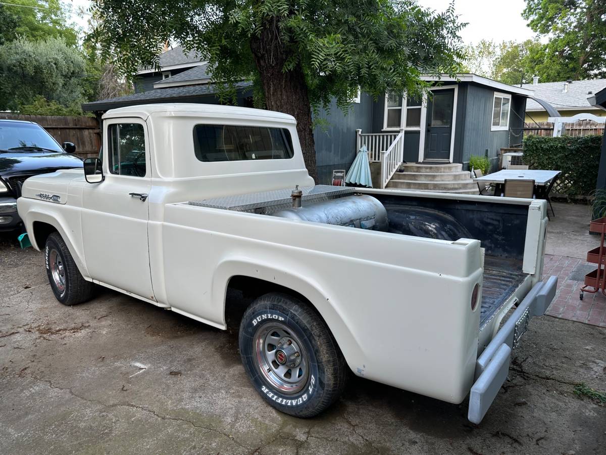 Ford-f-100-1960-white-5