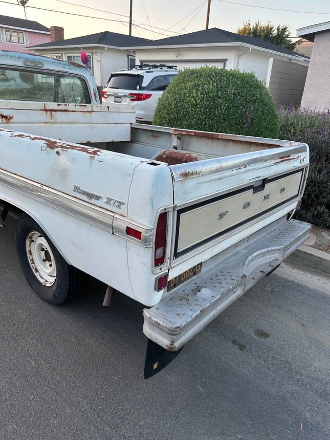 Ford-f-100-ranger-xlt-longbed-1970-white-4
