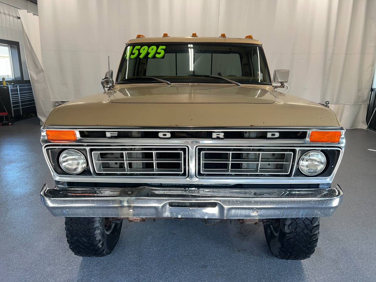 Ford-f-150-1977-custom-1