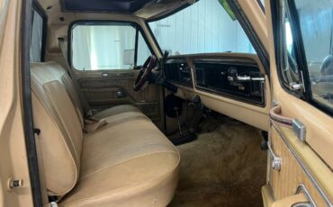 Ford-f-150-1977-custom-10