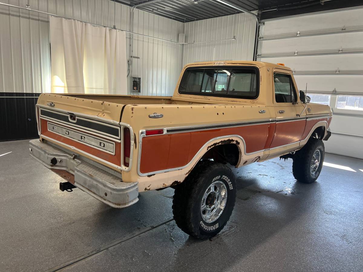 Ford-f-150-1977-custom-3