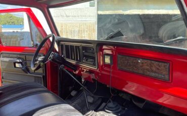 Ford-f-150-1977-red