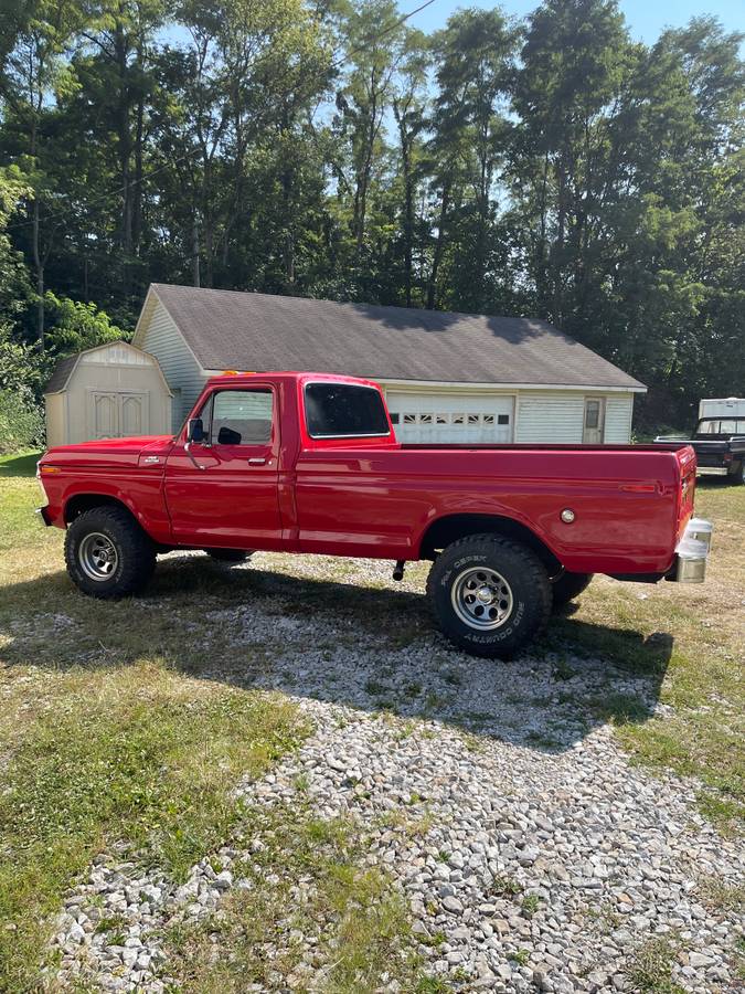 Ford-f-150-1977-red-4
