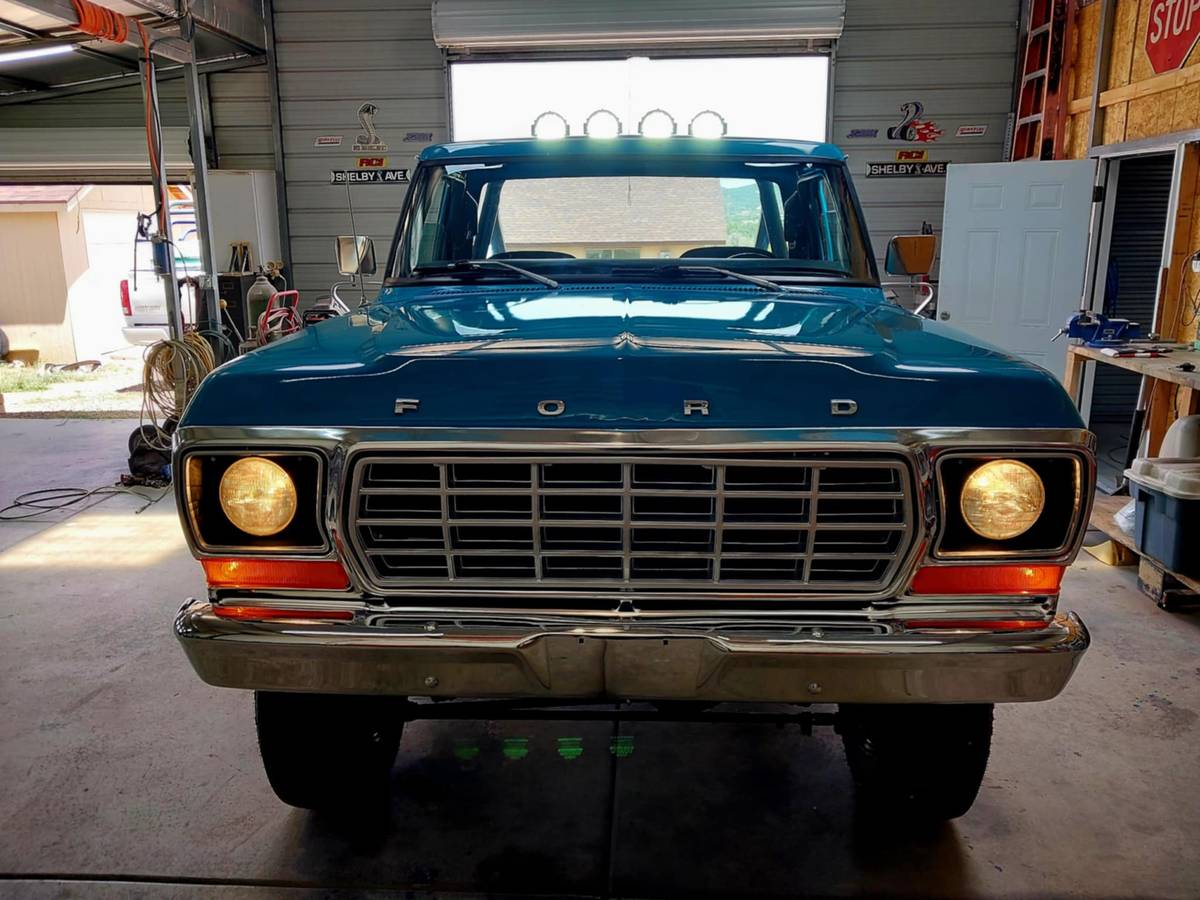 Ford-f-150-1978-blue-13