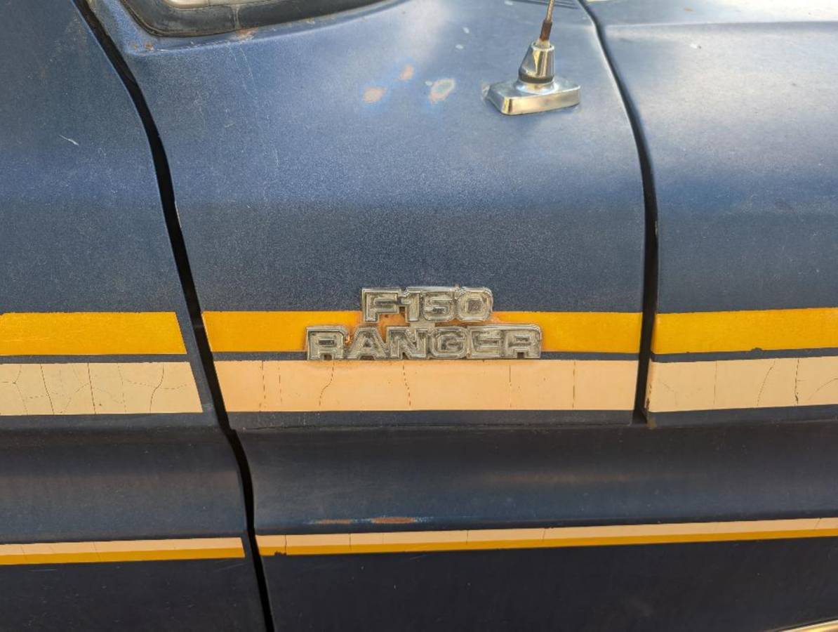 Ford-f-150-1978-blue-3
