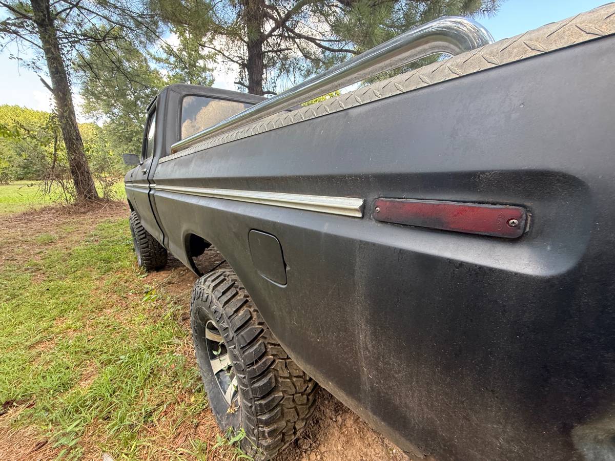 Ford-f-150-1979-black-6