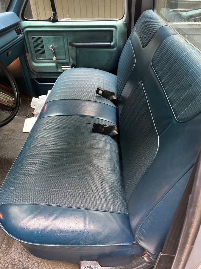 Ford-f-150-1984-6