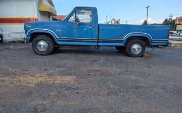 Ford-f-150-1984-blue-2