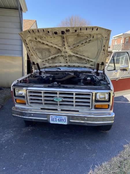 Ford-f-150-1985-3