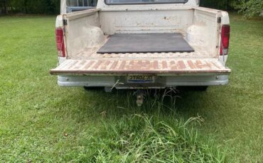 Ford-f-150-1986-white-1
