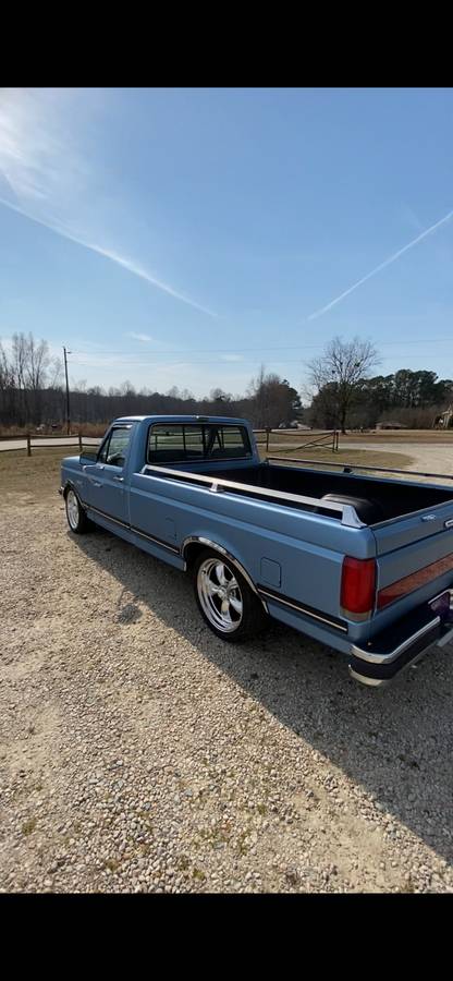Ford-f-150-1987-black-3