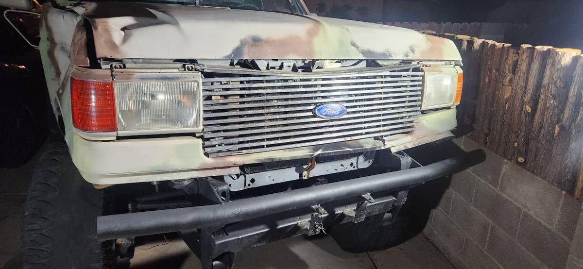 Ford-f-150-1988-custom-6