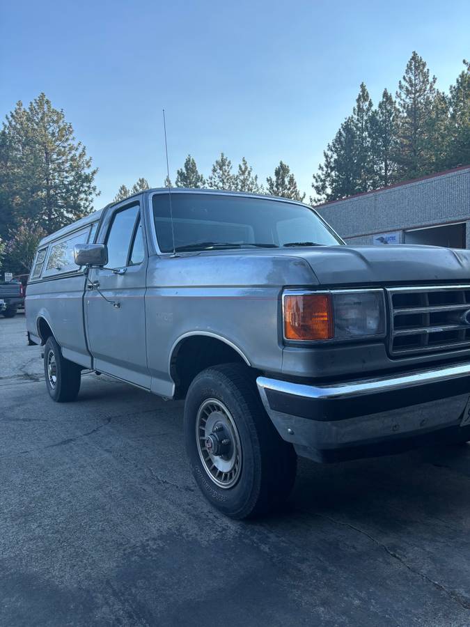 Ford-f-150-1988-silver-14