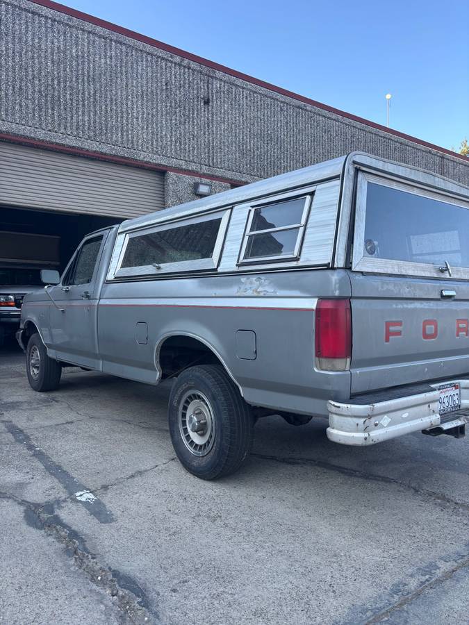 Ford-f-150-1988-silver-15