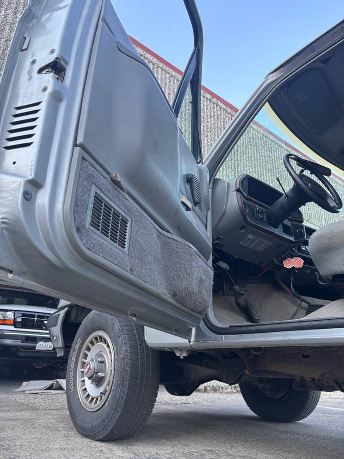 Ford-f-150-1988-silver-4