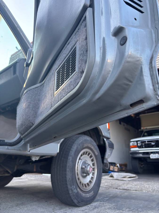 Ford-f-150-1988-silver-5