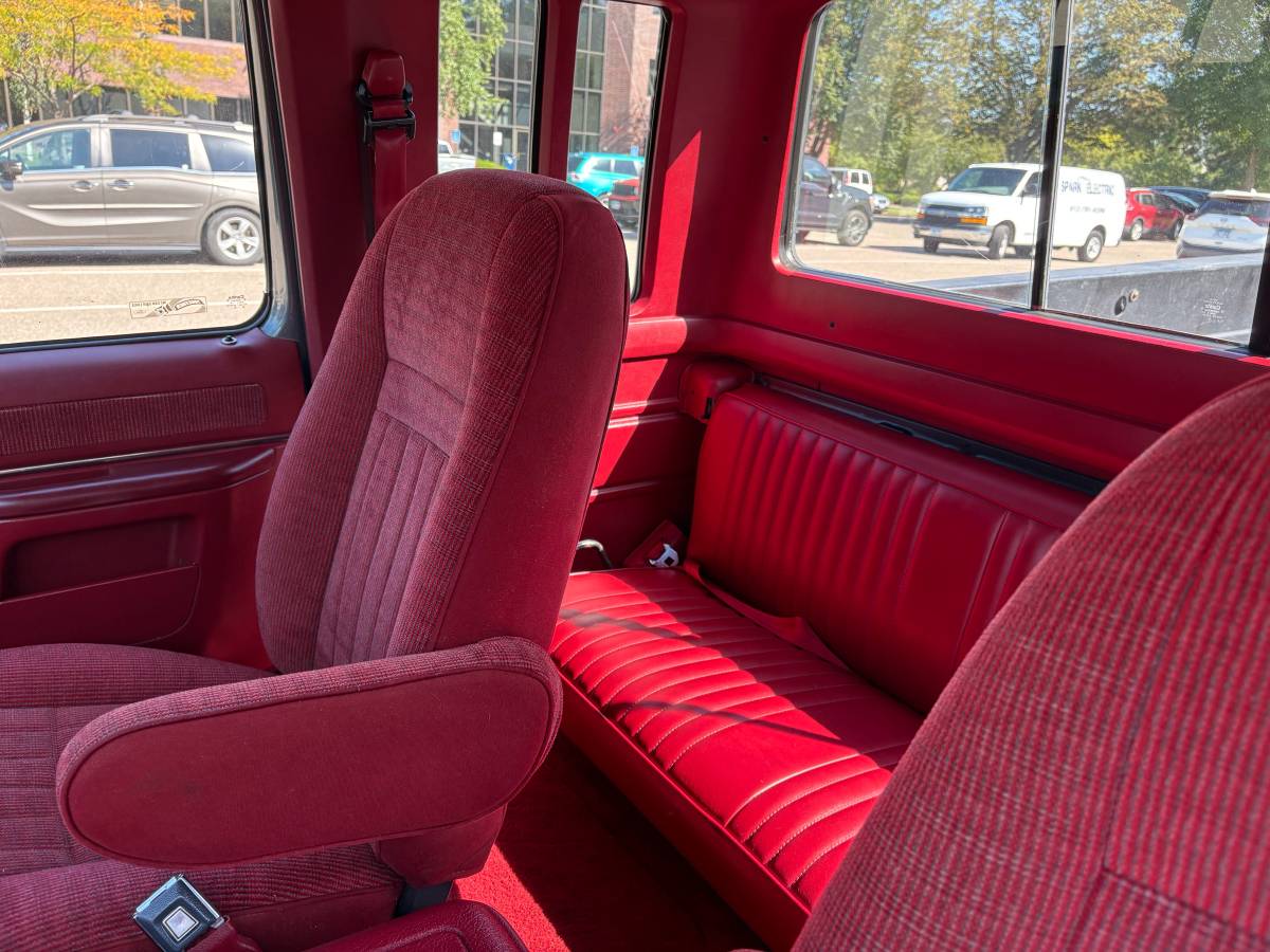 Ford-f-150-1990-grey-3