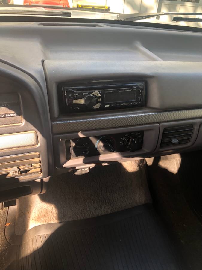 Ford-f-150-1995-white-11