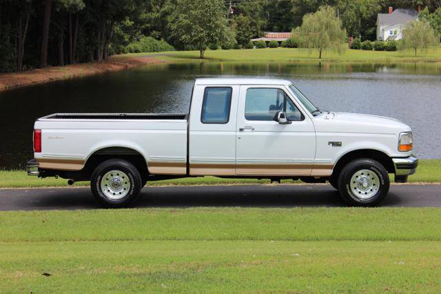Ford-f-150-1995-white