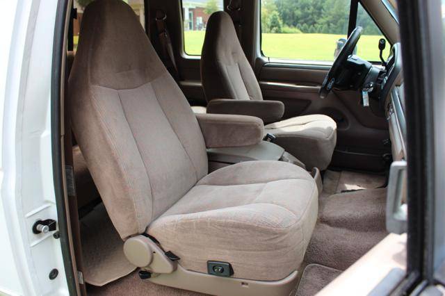 Ford-f-150-1995-white-19